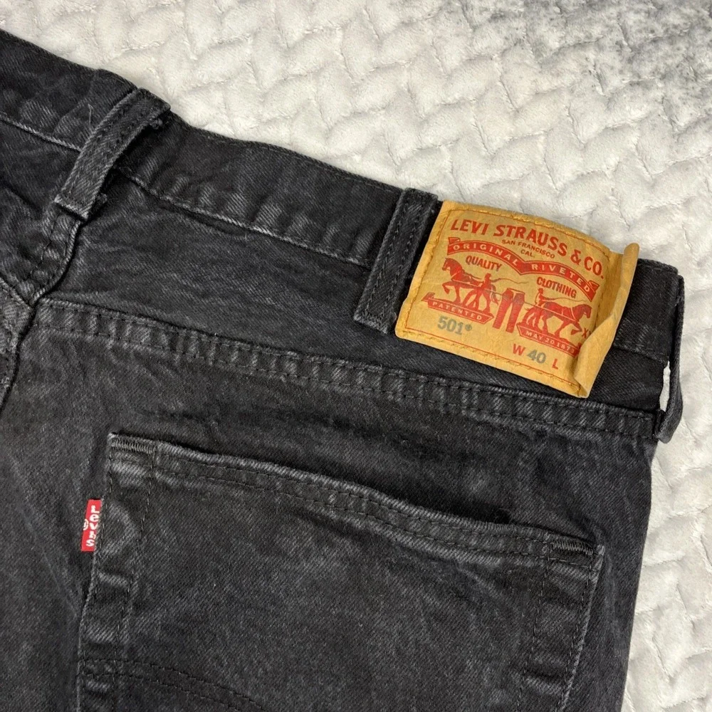 Levi's 501 Black Denim Shorts Button-fly Stretch Mens W38 5-Pocket Jorts (tag40)